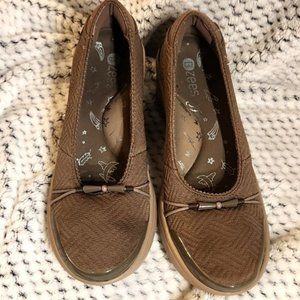 BZees Electric Pump Shoes Size 8.5W